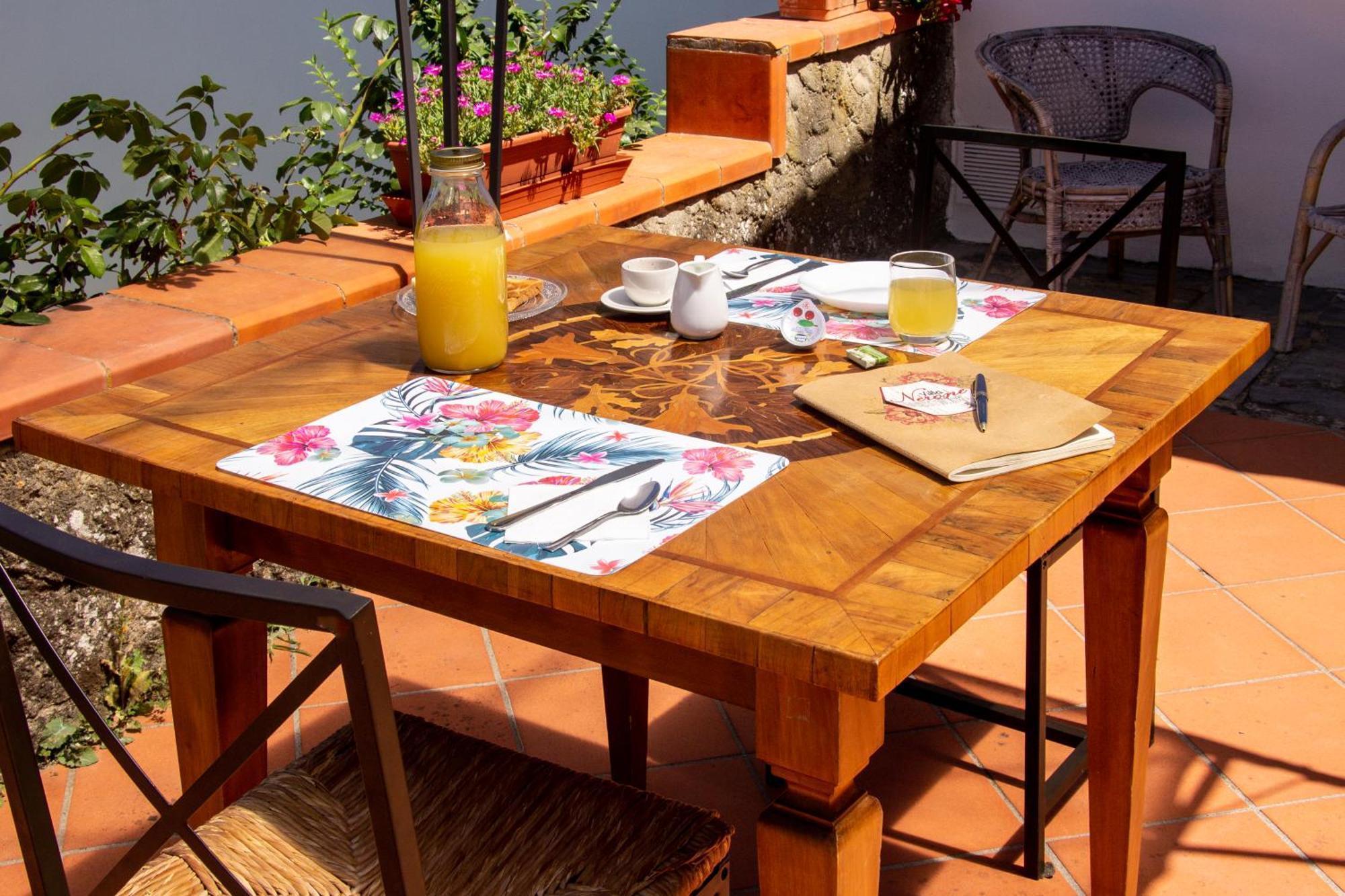 Villa Nerone B&B Lorenzana Exterior photo